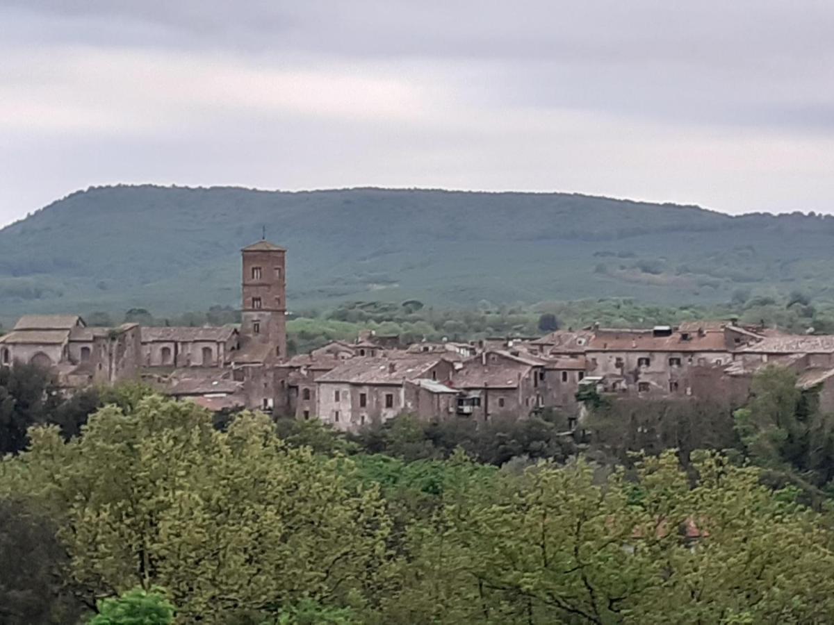 Alloggio Turistico Sutri Esterno foto